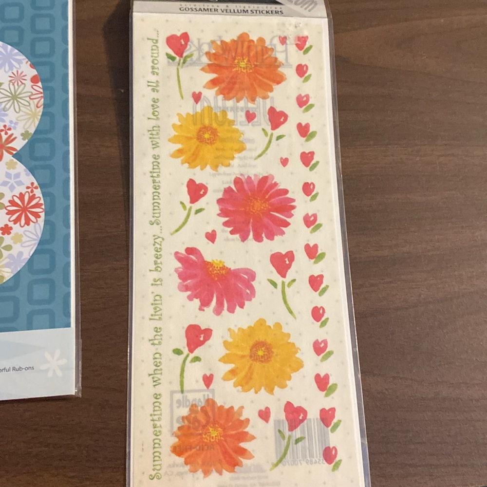 Flower Scrapbooking Bundle - Picture 2 of 7